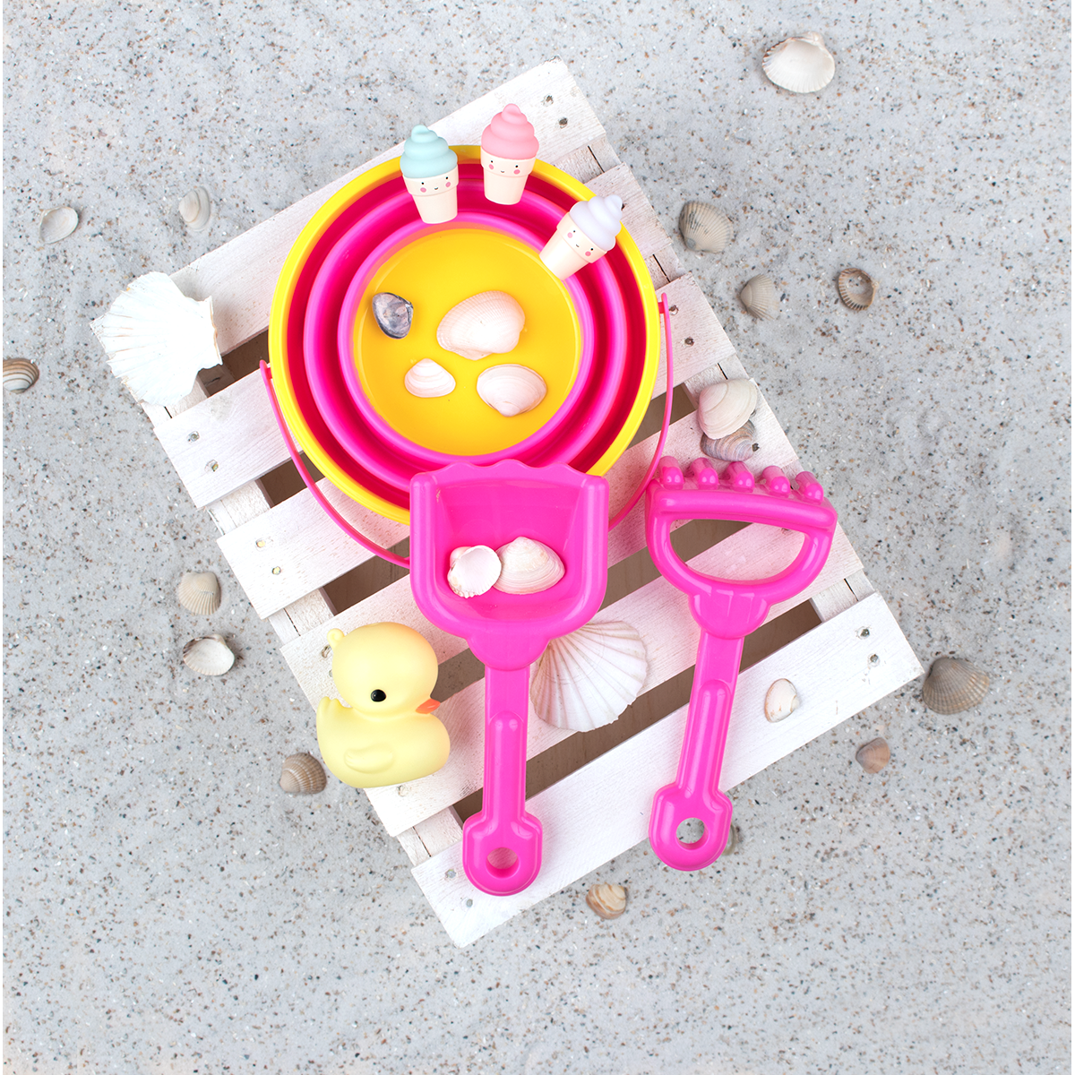 Bucket and spade set Pink